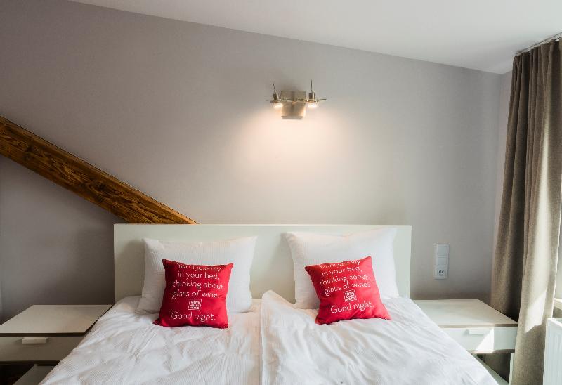 Wine Apartment *