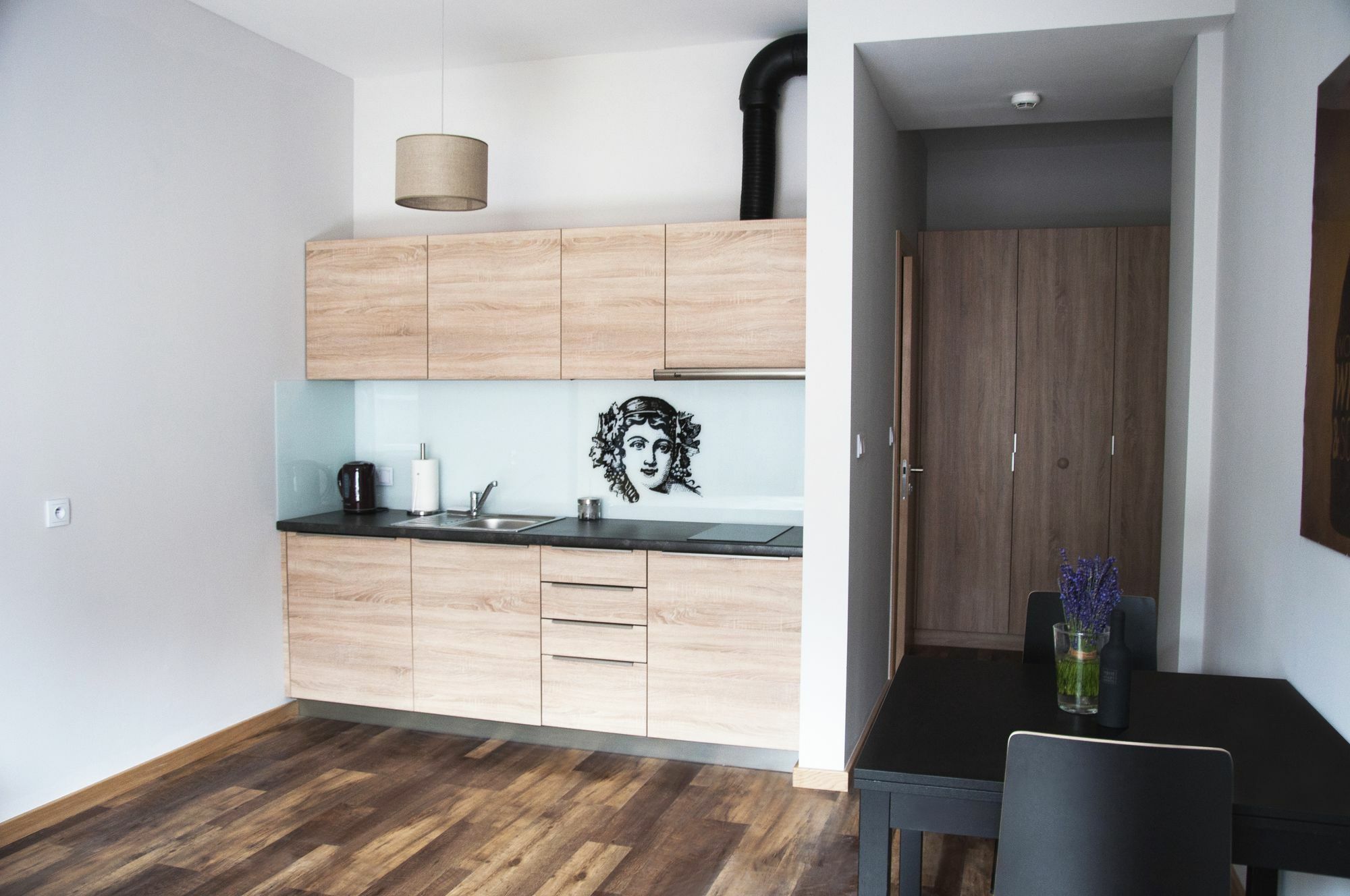 Wine Apartment *